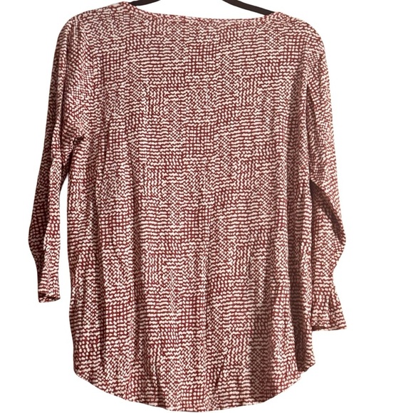 Lucky Brand Red and Cream 3/4 Sleeve Top - Picture 2 of 3